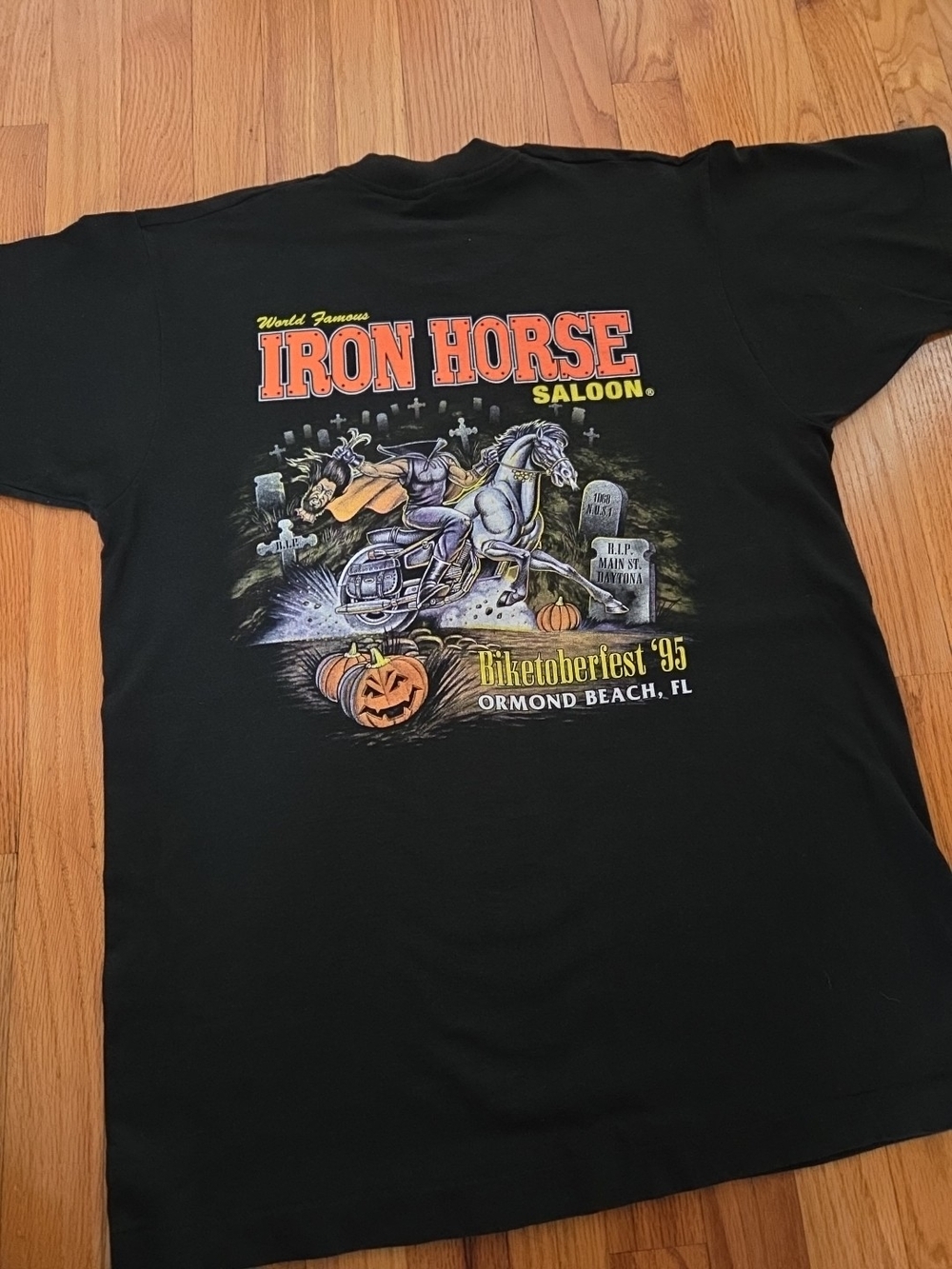 Vintage Iron Horse Saloon Biketoberfest 1995 T-shirt